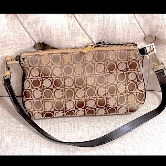 SALVATORE FERRAGAMO
Vintage Canvas Gancini Satchel wristlet Bag - Picture 2 of 10